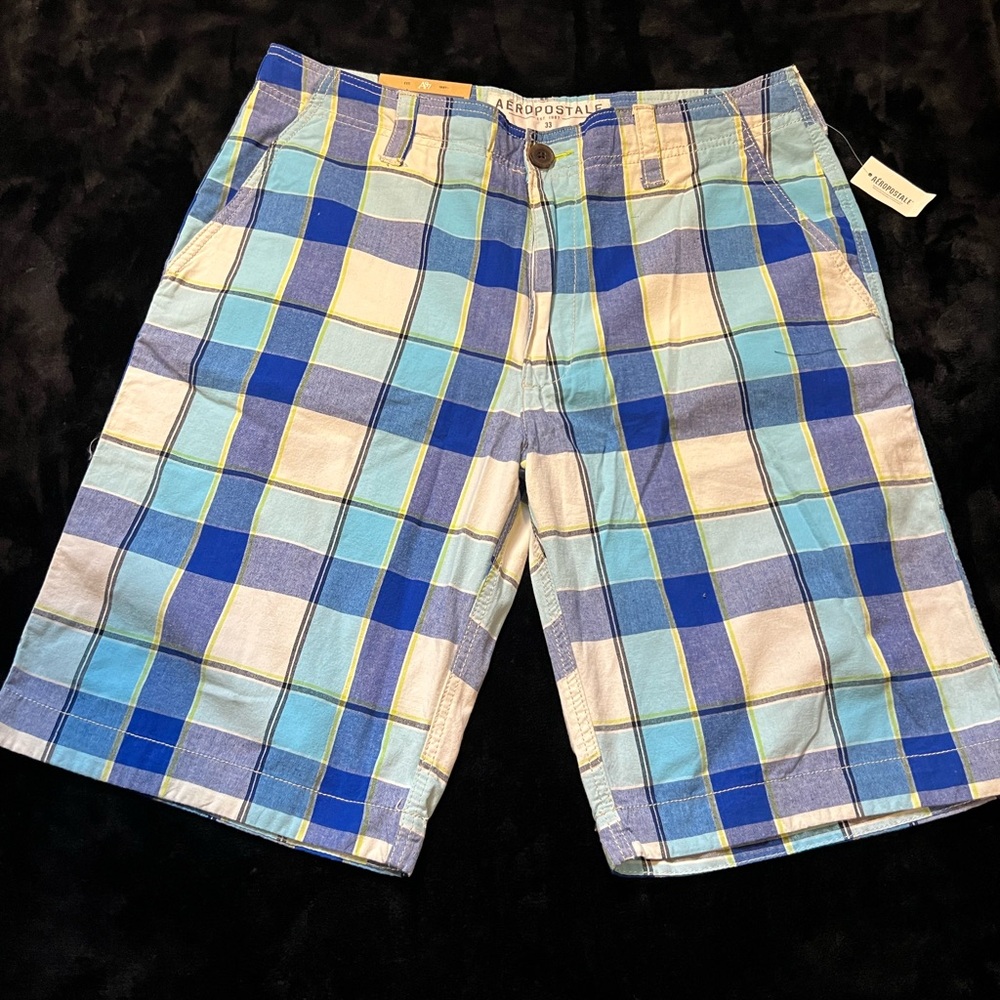 Aeropostal 33 blue and white plaid shorts #plaidshorts #aero #vintage #y2k